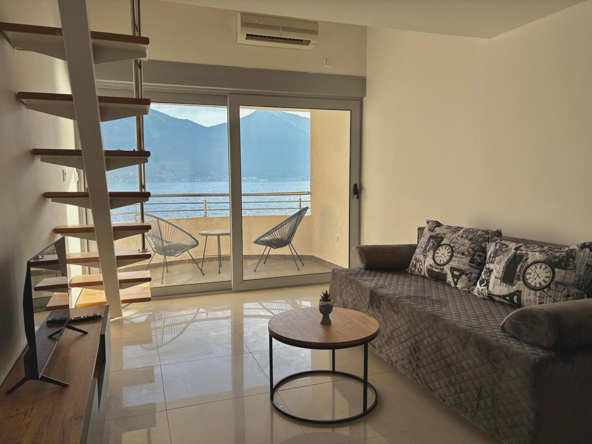 Waterfront Apartments Kotor Exterior photo